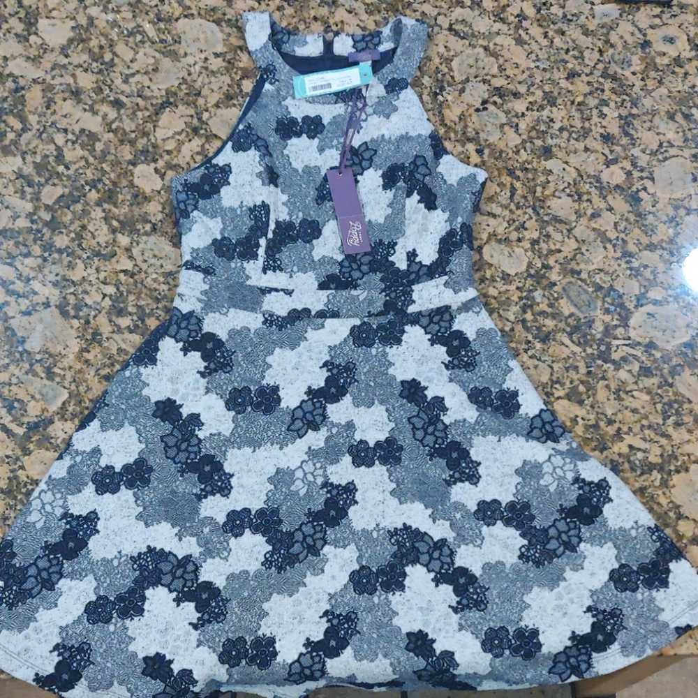 Flower patterned sleeveless summer dress
